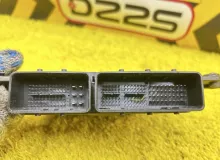 Блок управления двс SUBARU XV 2018/Цвет J8U 22765AM830 GT3 FB16A, передний