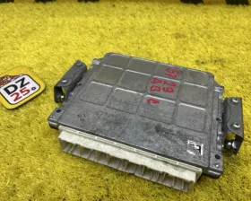 Блок управления двс Toyota