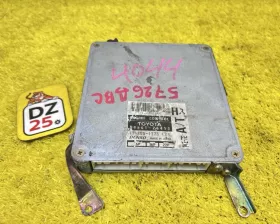 Блок управления двс Toyota