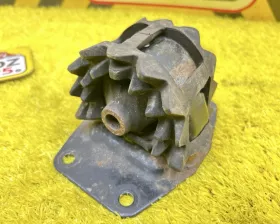 Подушка коробки передач Toyota