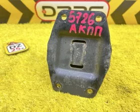 Подушка коробки передач Toyota