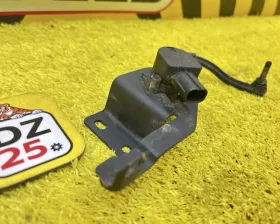 Датчик корректора фар Toyota