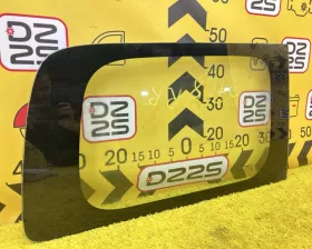 Стекло собачника Nissan