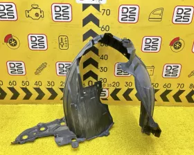 Подкрылок Nissan
