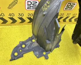 Подкрылок Nissan