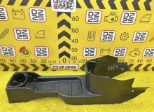 Бардачок между сиденьями NISSAN NV200 2011 96915JX00A VM20 HR16DE, передний