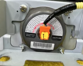 Подушка безопасности пассажира Nissan