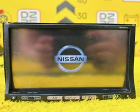 Магнитофон Nissan