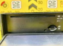 Магнитофон NISSAN NV200 2011 B82607990D VM20 HR16DE, передний