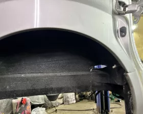 Крыло заднее NISSAN