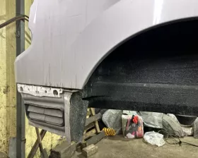 Крыло заднее NISSAN