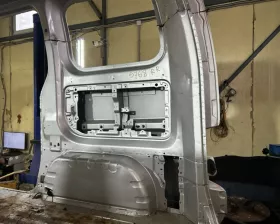 Крыло заднее NISSAN