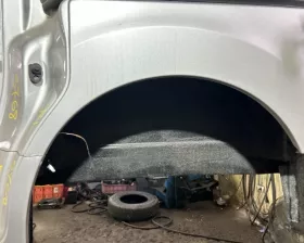 Крыло заднее NISSAN