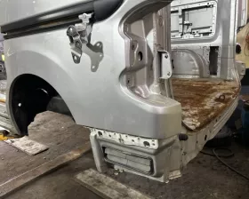 Крыло заднее NISSAN