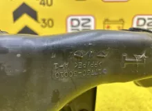 Корпус воздушного фильтра TOYOTA HIACE 2009 1770030251 KDH206V 1KDFTV, передний