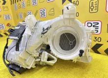 Печка салона LEXUS CT200H 2011 8705075010 ZWA10 2ZRFXE, передняя