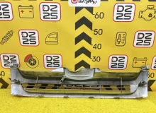 Решетка радиатора TOYOTA HIACE 2009 5311126440 KDH206V 1KDFTV, передняя