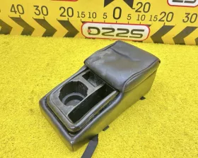 Бардачок между сиденьями TOYOTA