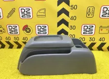 Бардачок между сиденьями TOYOTA HIACE 2009 5881026210 KDH206V 1KDFTV, передний