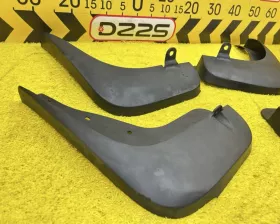 Брызговики комплект Nissan