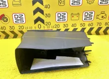 Бардачок между сиденьями LEXUS CT200H 2011 5891076020 ZWA10 2ZRFXE, передний