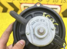 Мотор печки TOYOTA LAND CRUISER PRADO 1994 8710489110 KZJ78W 1KZTE, передний
