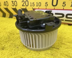 Мотор печки Toyota