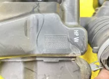 Корпус воздушного фильтра LEXUS CT200H 2012 1770037292 ZWA10 2ZRFXE, передний