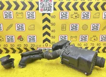 Корпус воздушного фильтра TOYOTA LAND CRUISER PRADO 2005 1770075401 TRJ120W 2TRFE, передний