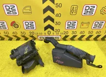 Корпус воздушного фильтра LEXUS CT200H 2013 1770037292 ZWA10 2ZRFXE, передний