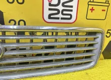 Решетка радиатора TOYOTA HIACE 1998 5310026100 KZH106W 1KZTE, передняя
