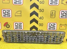 Решетка радиатора TOYOTA HIACE 1998 5310026100 KZH106W 1KZTE, передняя