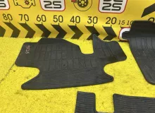 Коврики комплект TOYOTA HIACE 2009/Цвет 1E7 KDH206V 1KDFTV, передние