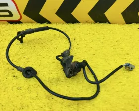 Датчик abs Toyota