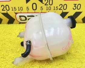 Бачок расширительный Toyota