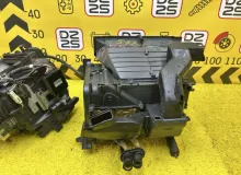 Печка салона TOYOTA HIACE 1996 8715026010 KZH106G 1KZTE, передняя