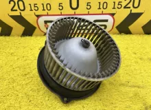 Мотор печки TOYOTA HIACE 1998 8710326010 KZH106W 1KZTE, передний