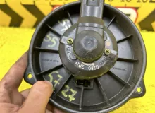 Мотор печки TOYOTA HIACE 1996 8710326010 KZH106G 1KZTE, передний