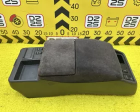 Бардачок между сиденьями TOYOTA
