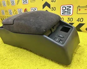 Бардачок между сиденьями TOYOTA