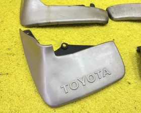 Брызговики комплект Toyota