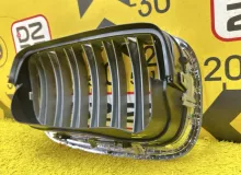 Решетка радиатора BMW X5 2008 51137157687 E70 N52B30AF, передняя левая Решетка радиатора BMW X5 2008 51137157687 E70 N52B30AF, передняя левая