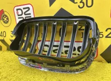 Решетка радиатора BMW X5 2008 51137157688 E70 N52B30AF, передняя правая Решетка радиатора BMW X5 2008 51137157688 E70 N52B30AF, передняя правая