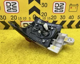 Стоп-сигнал Toyota