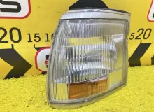Габарит TOYOTA HIACE 1994 8162126060 KZH106W 1KZTE, передний левый