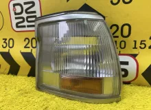 Габарит TOYOTA HIACE 1996 8161126060 KZH106G 1KZTE, передний правый