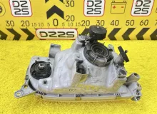 Фара TOYOTA HIACE 1994 8115026070 KZH106W 1KZTE, передняя левая