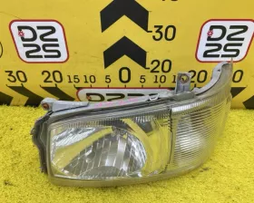 Фара TOYOTA