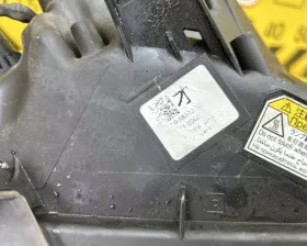 Фара Toyota