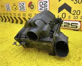 Корпус воздушного фильтра Toyota